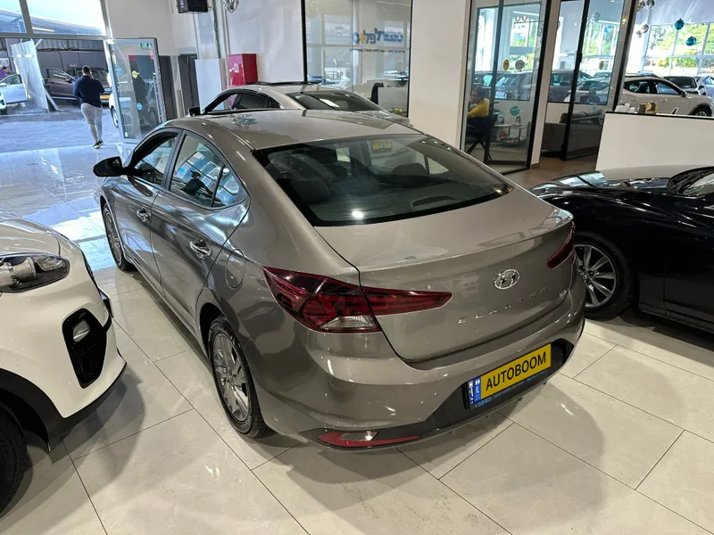 יונדאי אלנטרה יד 2 רכב, 2021, פרטי