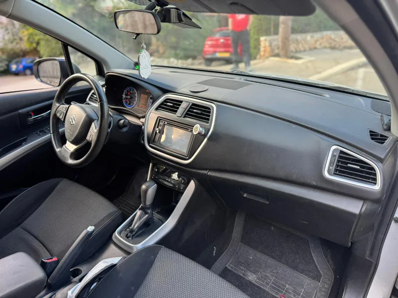 Suzuki SX4 с пробегом, 2015, частная рука