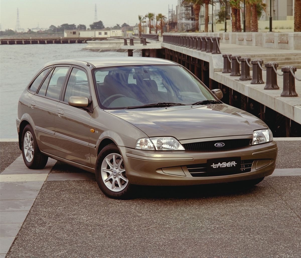 Ford Laser 1994. Carrosserie, extérieur. Hatchback 5-portes, 4 génération