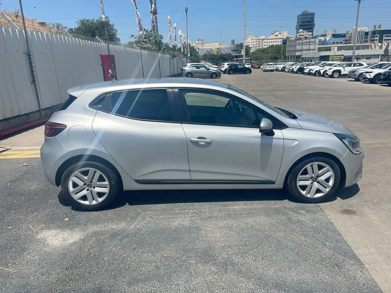 Renault Clio с пробегом, 2022