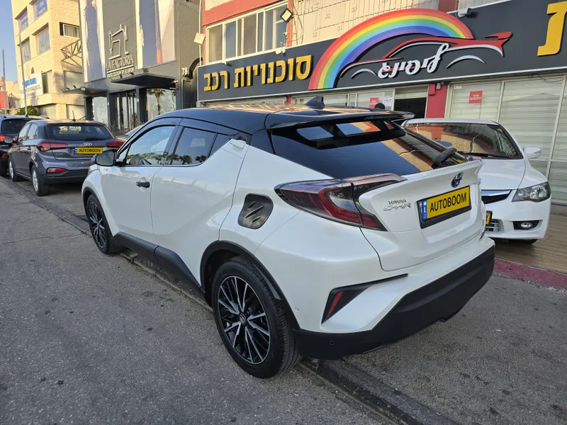 Toyota C-HR 2nd hand, 2019, private hand