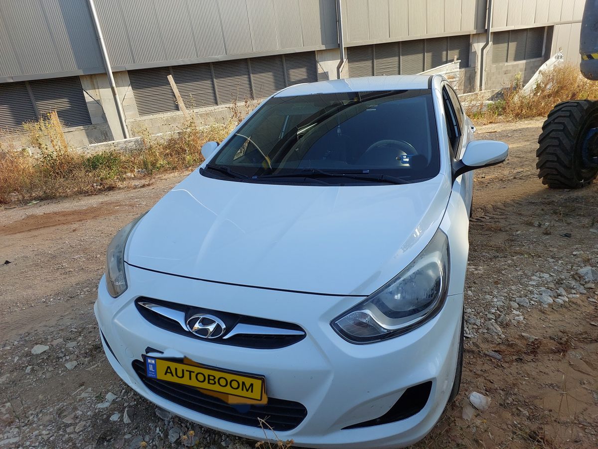 Hyundai i25 2ème main, 2014, main privée