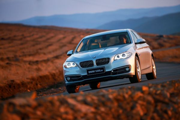 BMW 5 series 2013. Carrosserie, extérieur. Berline longue, 6 génération, restyling