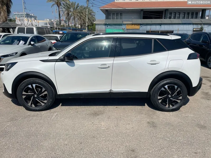 Peugeot 2008 2nd hand, 2023, private