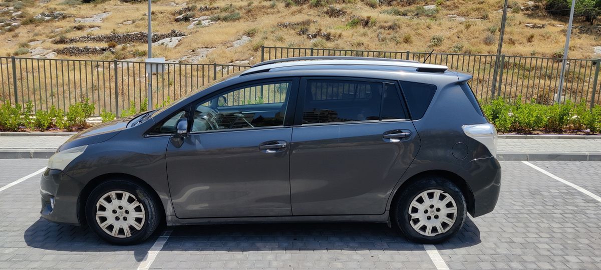 Toyota Verso 2ème main, 2015, main privée