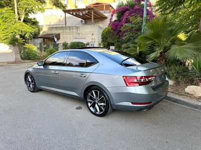 Skoda Superb с пробегом, 2018, частная рука