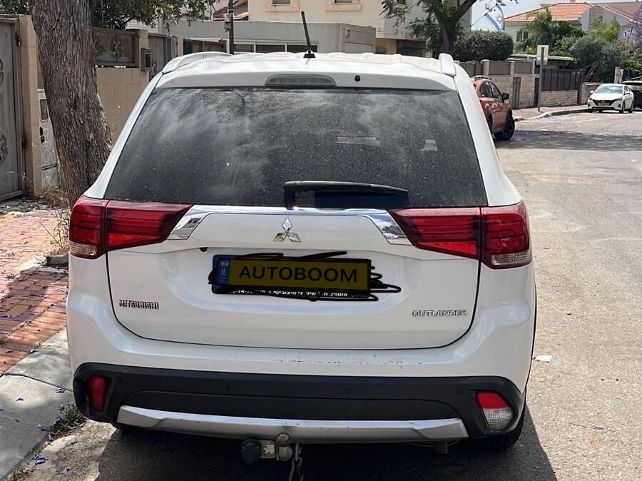 Mitsubishi Outlander 2ème main, 2016, main privée