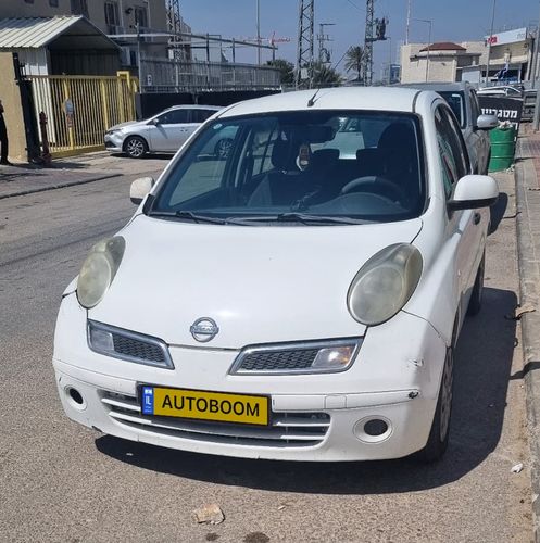 Nissan Micra, 2010, photo