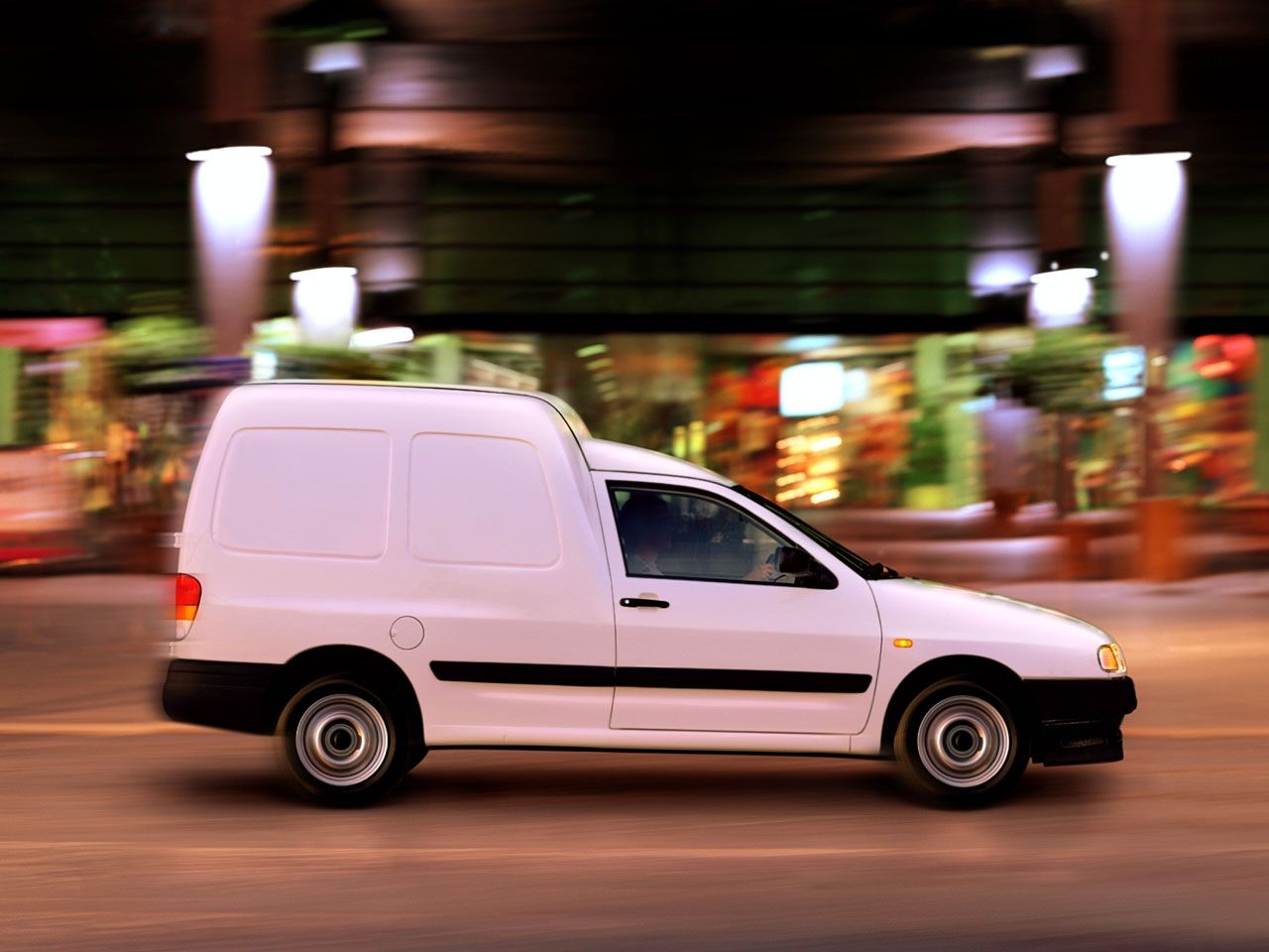 Volkswagen Caddy van