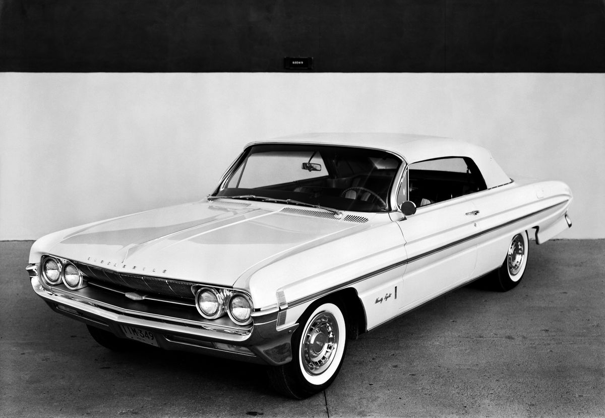 Oldsmobile Ninety Eight 1961. Bodywork, Exterior. Cabrio, 6 generation