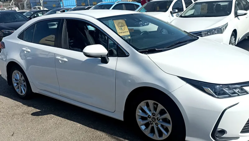 Toyota Corolla с пробегом, 2019
