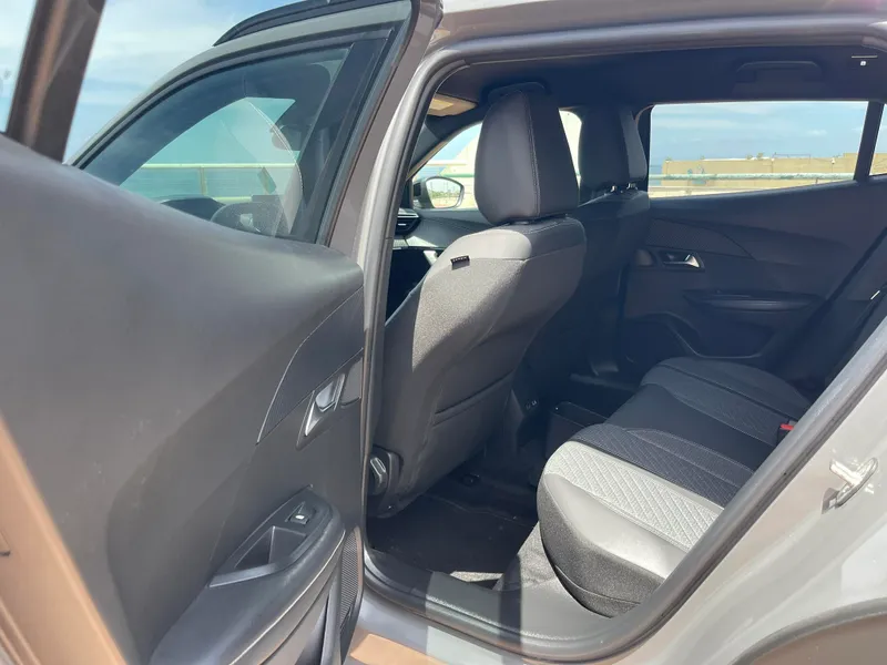Peugeot 2008 2nd hand, 2024, private hand