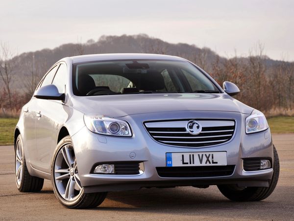 فوكسهول إنسينيا 2008. الهيكل، المظهر الخارجي. سيدان, 1 الجيل