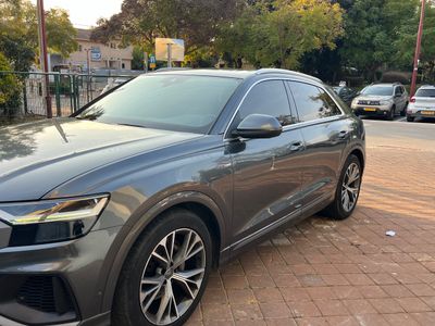 Audi Q8 с пробегом, 2019, частная рука