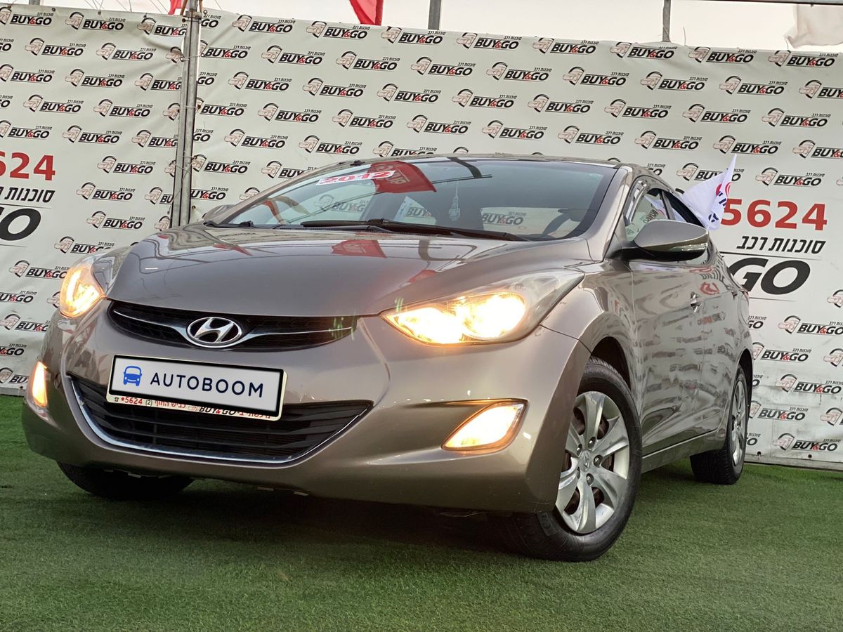 Hyundai Elantra 2nd hand, 2012