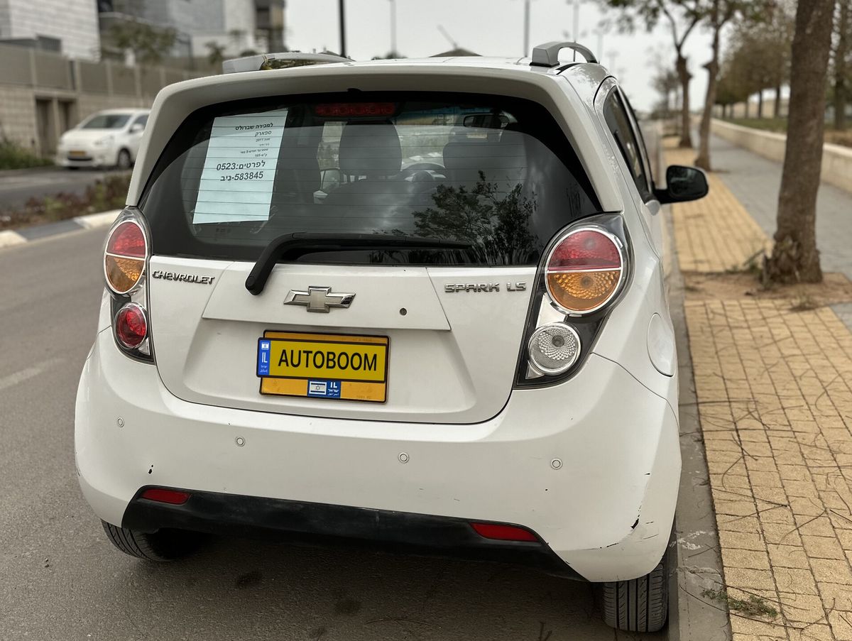 Chevrolet Spark с пробегом, 2011, частная рука