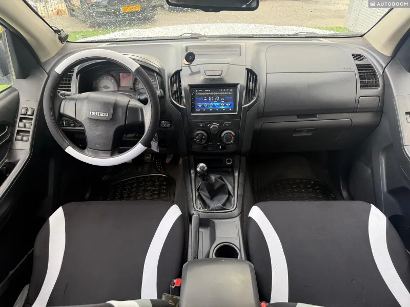 Isuzu D-Max с пробегом, 2017