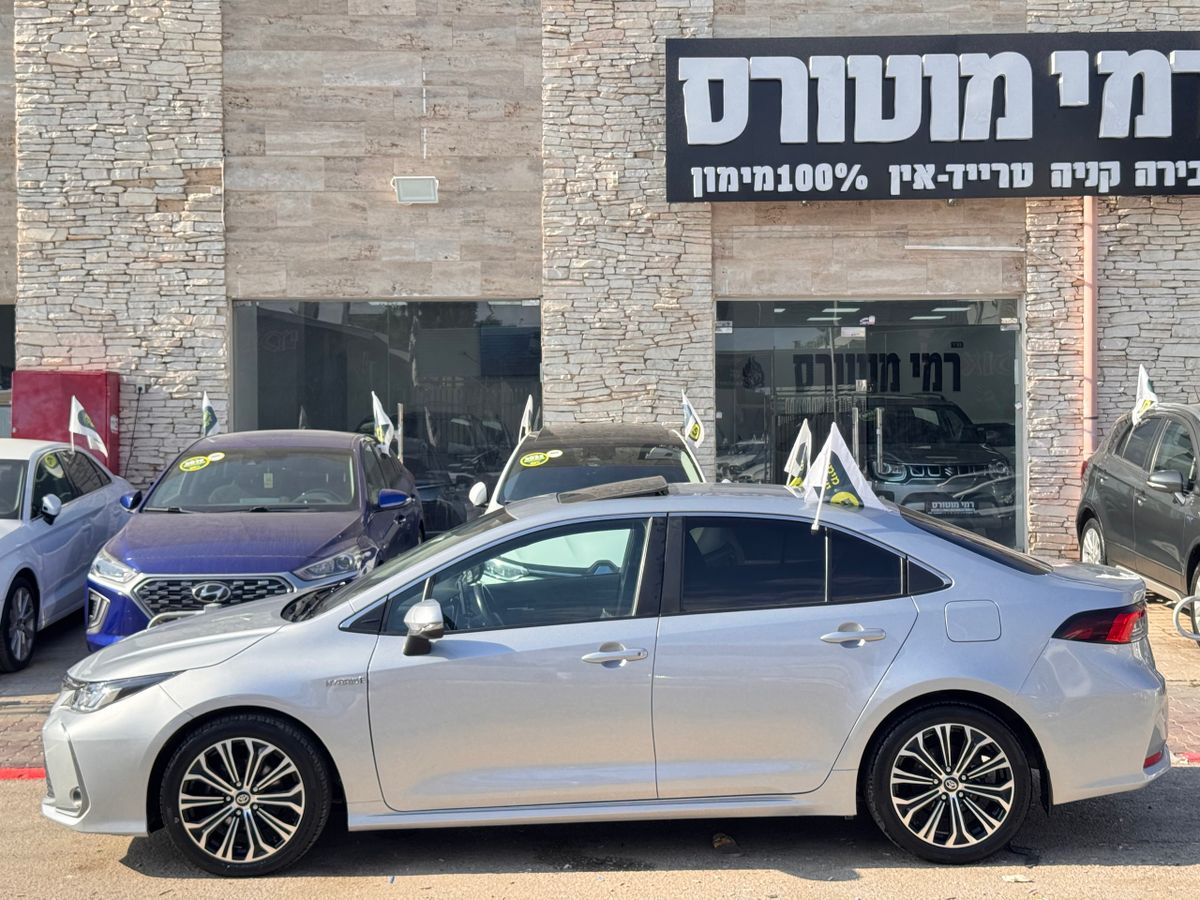 טויוטה קורולה יד 2 רכב, 2022, פרטי