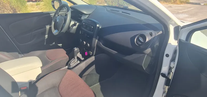 Renault Clio 2nd hand, 2015