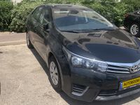 Toyota Corolla 2nd hand, 2015, private