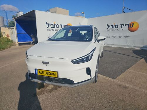 גיאומטרי C‏, 2022, תמונה