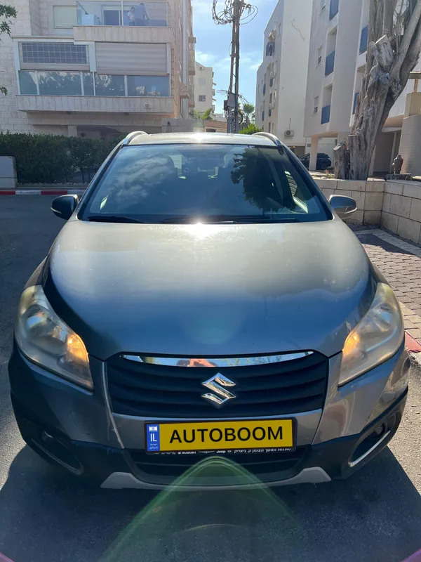 סוזוקי SX4 יד 2 רכב, 2014, פרטי
