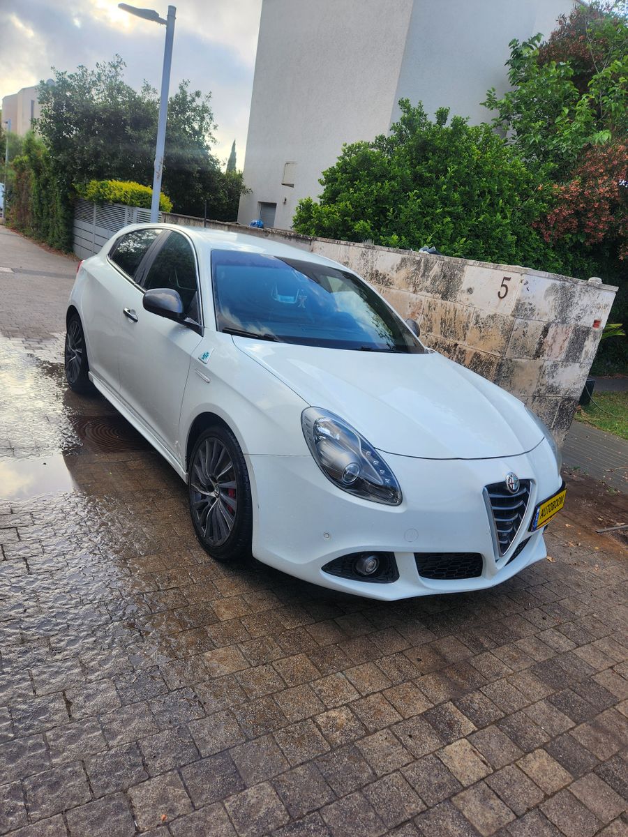 Alfa Romeo Giulietta с пробегом, 2016, частная рука