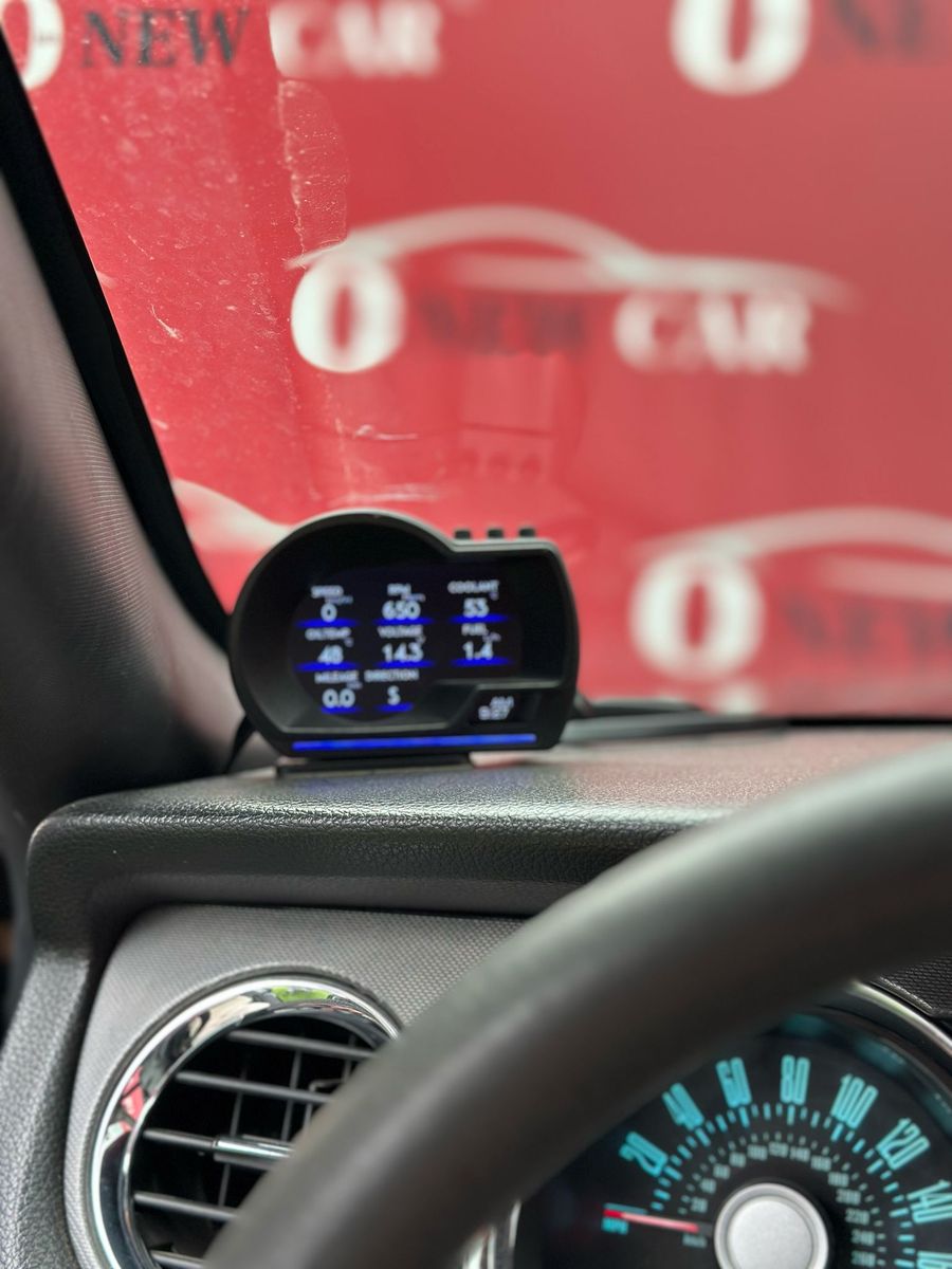 Ford Mustang с пробегом, 2012