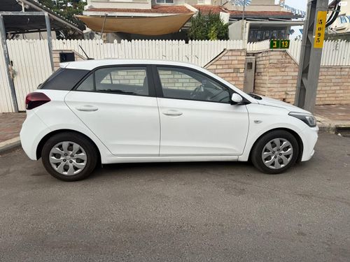 Hyundai i20, 2020, photo