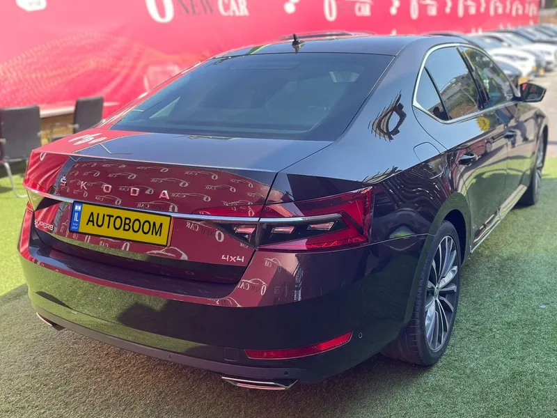 Skoda Superb с пробегом, 2021, частная рука