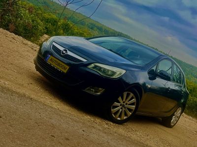Opel Astra 2nd hand, 2012, private hand