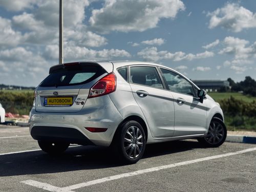Ford Fiesta 2nd hand, 2013