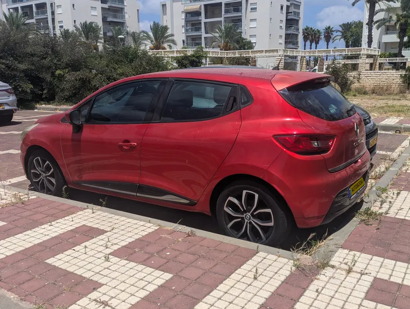 Renault Clio 2nd hand, 2017, private hand