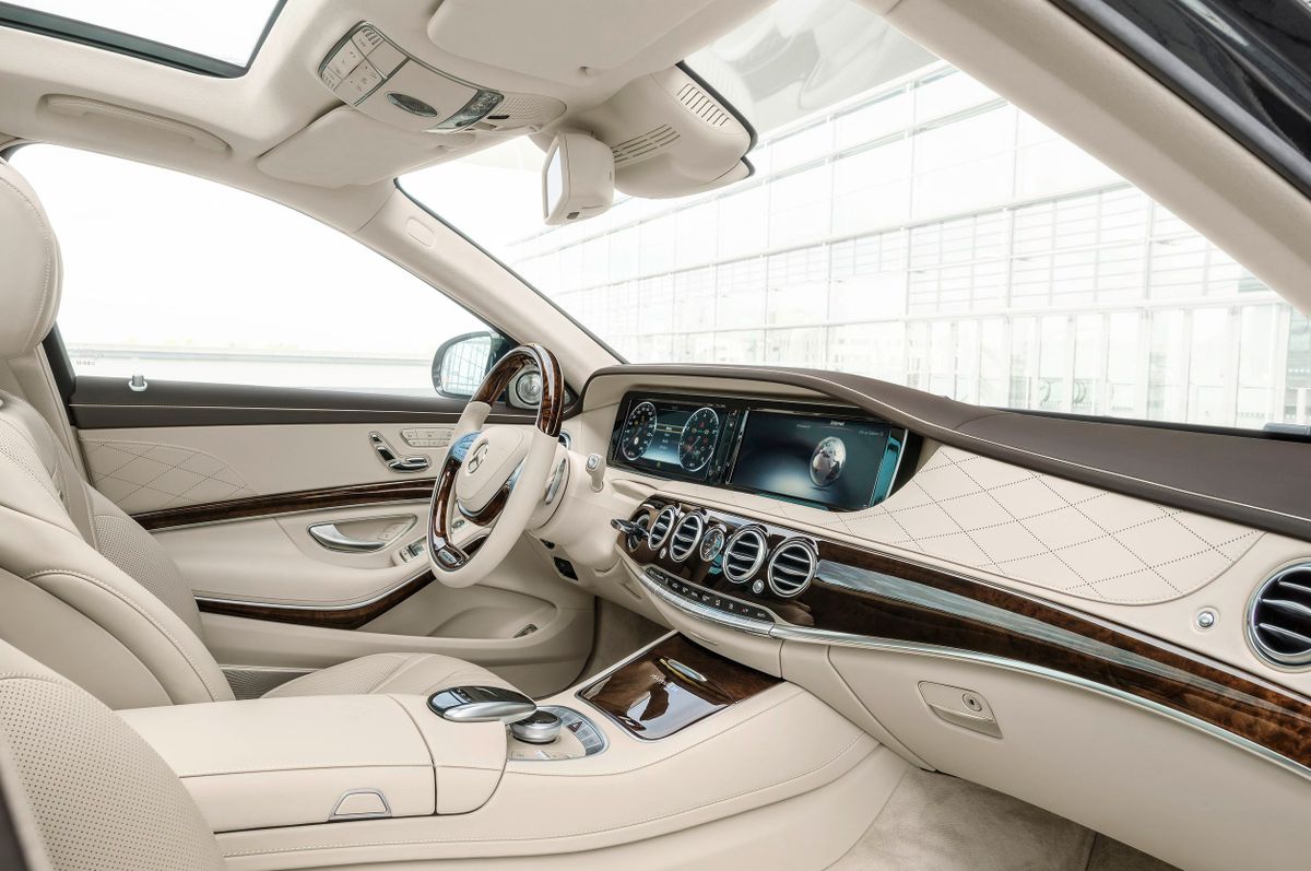 Le summum du luxe avec la Mercedes-Maybach S 680 Haute Voiture
