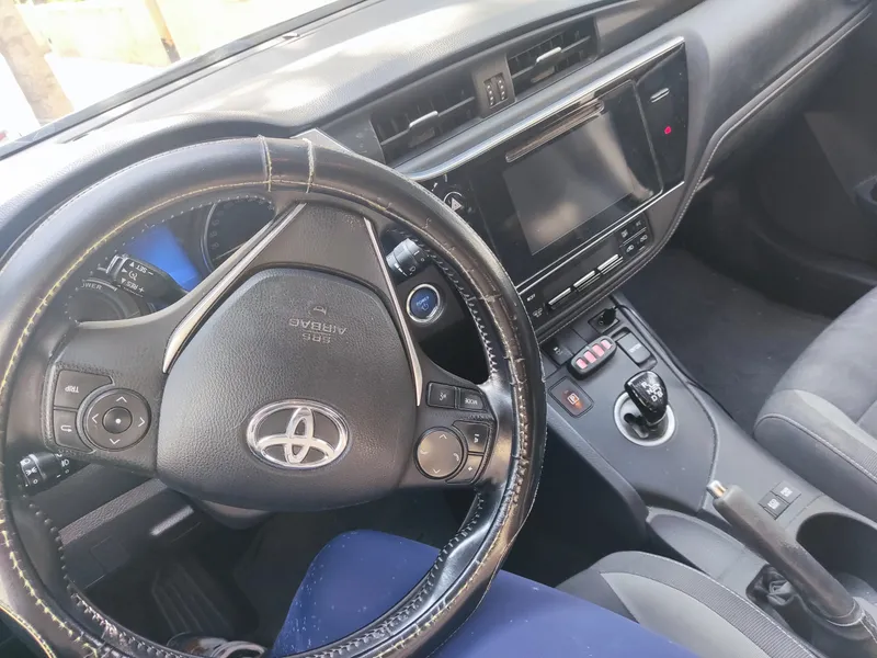 Toyota Auris 2ème main, 2016, main privée