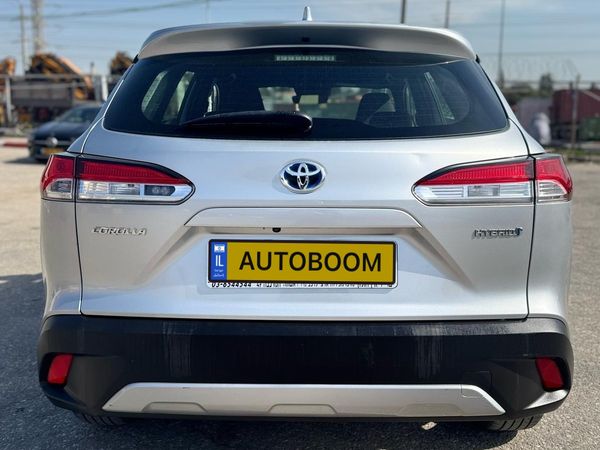 Toyota Corolla Cross с пробегом, 2022