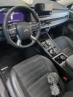 מיצובישי אאוטלנדר יד 2 רכב, 2024, פרטי