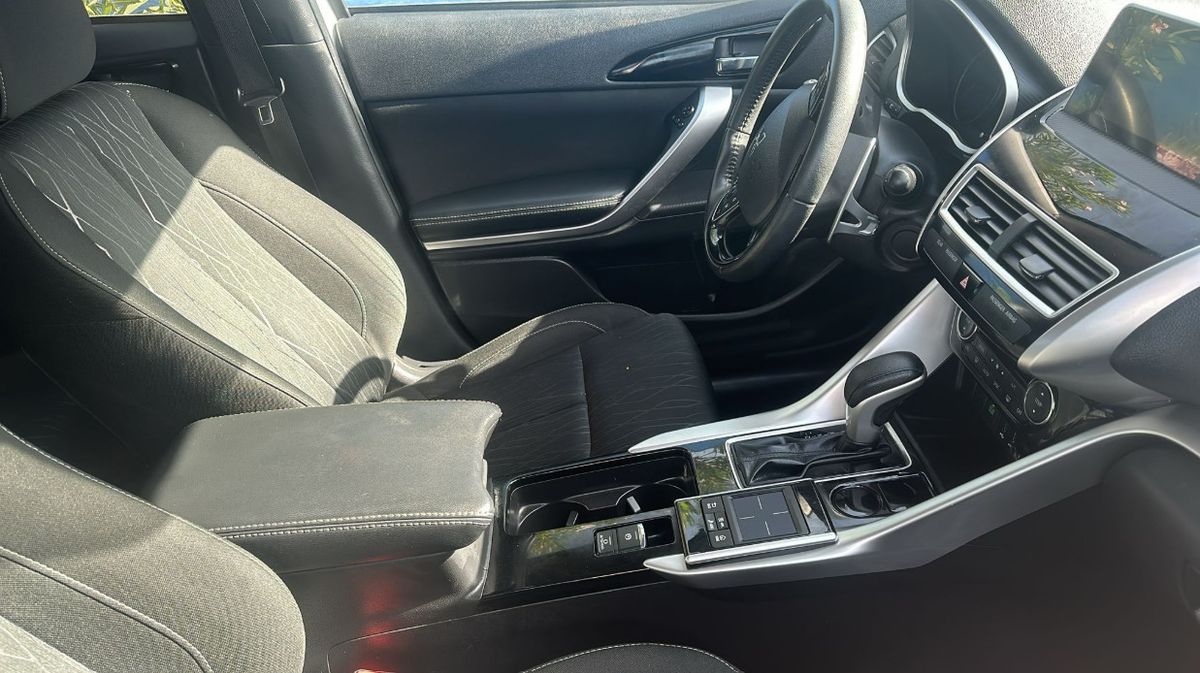 Mitsubishi Eclipse Cross 2nd hand, 2019, private