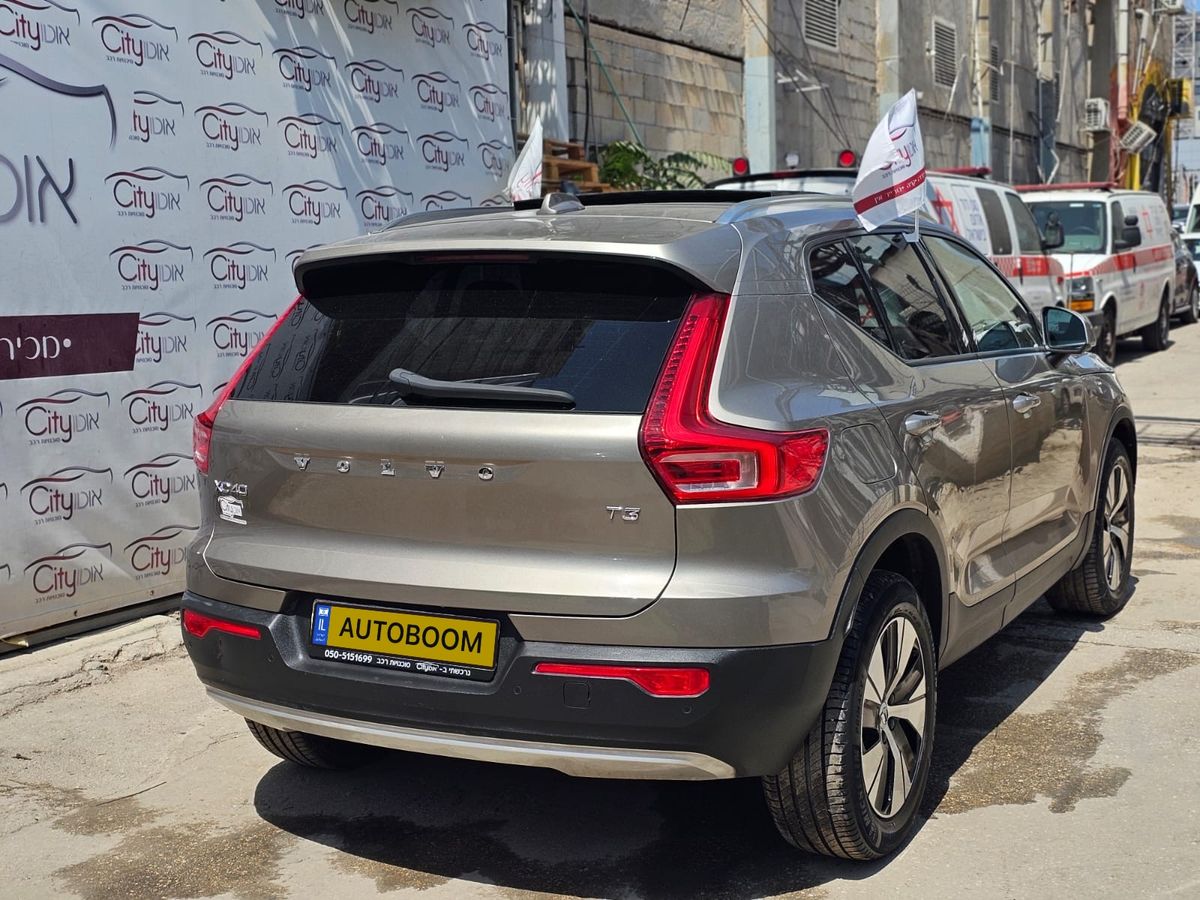 Volvo XC40 2nd hand, 2022, private