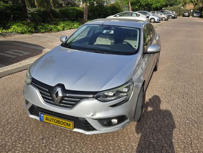Renault Megane 2nd hand, 2018, private hand