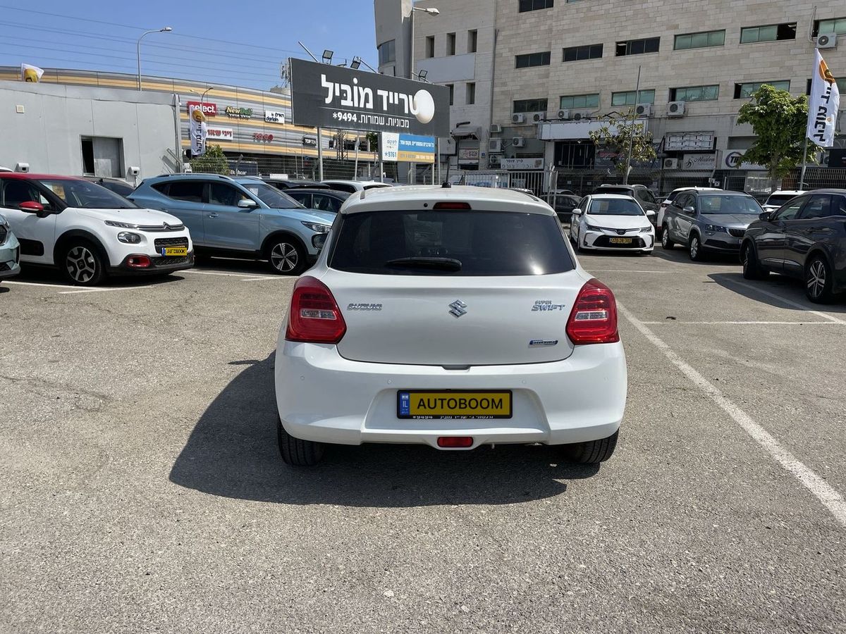 Suzuki Swift 2nd hand, 2021, private hand