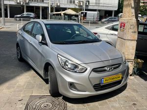 Hyundai i25, 2017, фото