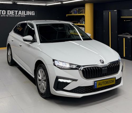 Škoda Scala, 2024, photo