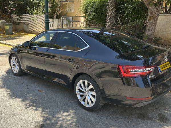 شكودا سوبيرب مستعمل, 2018, مالك خاص