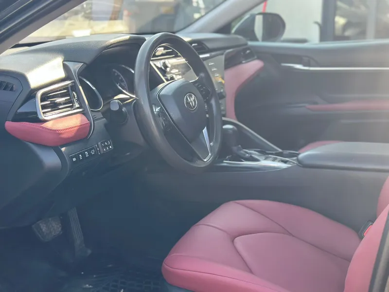 Toyota Camry 2nd hand, 2020, private hand