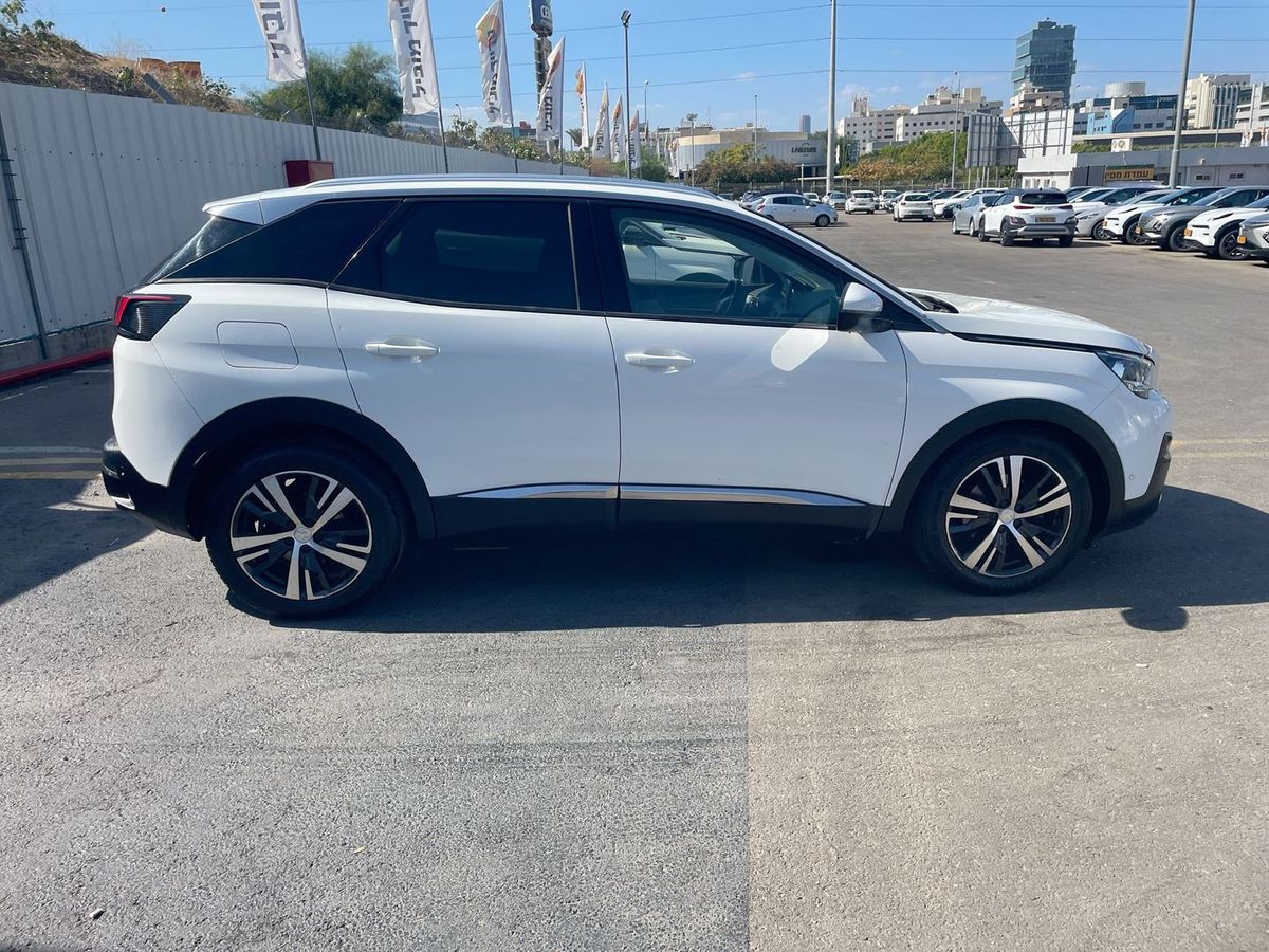 Peugeot 3008 2nd hand, 2020, private hand