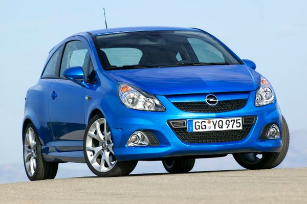 אופל קורסה OPC ‏2007. מרכב, צורה. מיני 3 דלתות, 4 דור