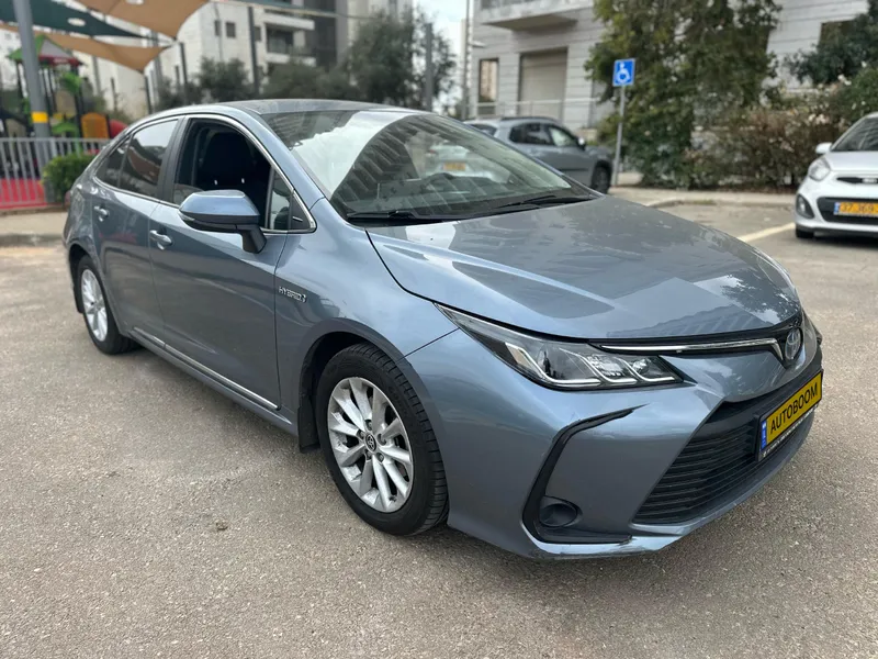 Toyota Corolla 2nd hand, 2021, private hand