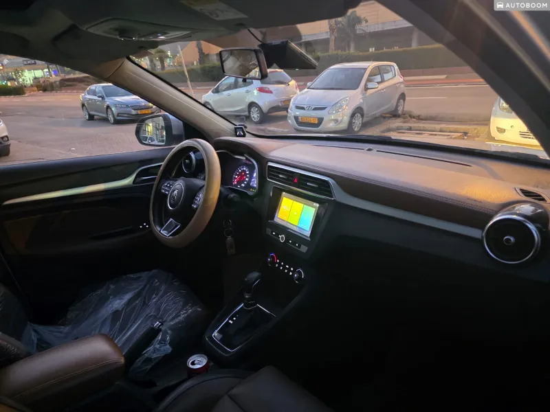 MG ZS 2nd hand, 2019, private
