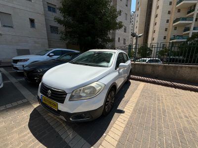 Suzuki SX4 2nd hand, 2015, private hand